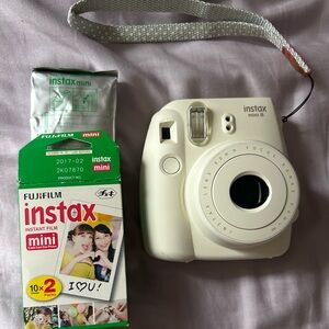fujifilm instax mini 8 camera